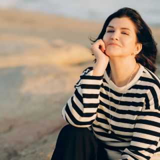 Ilona Ivans Basto photo