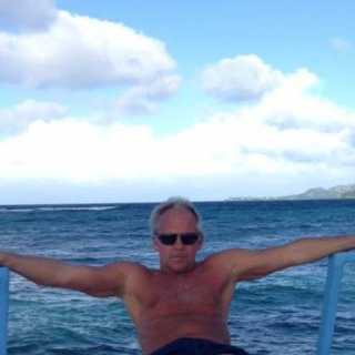 Mikael Persson photo