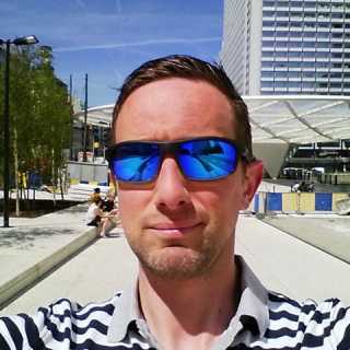 Tim Van-Hoydonck photo