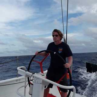 Maciek ukowski photo