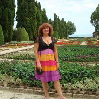 Елена Сазонова