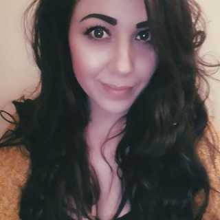 Victoria Evelyn photo