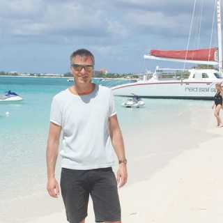 Bernhard Henneberger photo