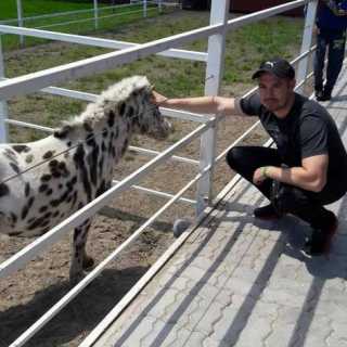 Stanislav Demydenko photo