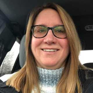 Darlene Burr Holubetz photo