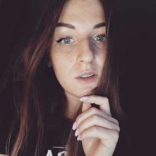 Леся Роговцева photo