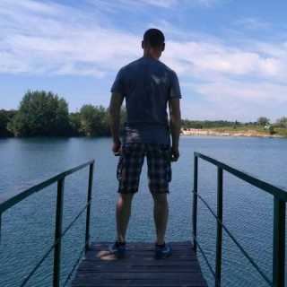 Денис Юрійович photo