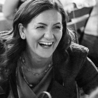 Tímea Sferle-Baranyai photo