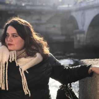 Katerina Hoyo Frederickson photo