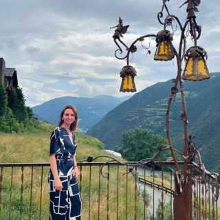 Christina Dos Santos