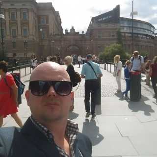 Андрей ВалеRICH photo