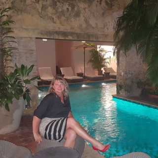 Yelena S de Livia photo