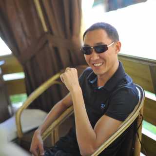 Saken Arystanov photo