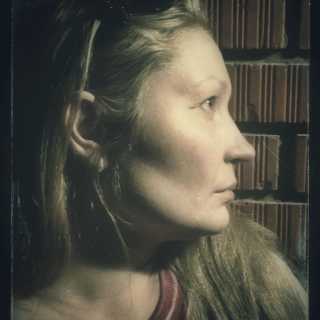 Elena Petrushova photo