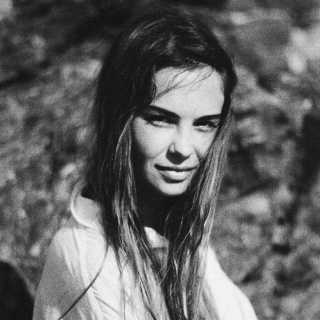 Дана Урсати photo