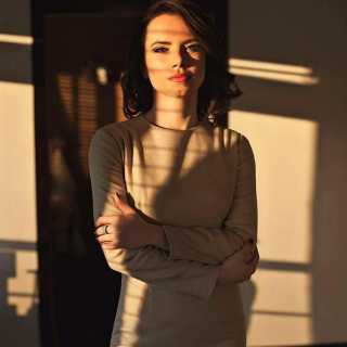 YuliaBeskrovnaya avatar
