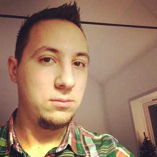 Igor Mandrigin photo