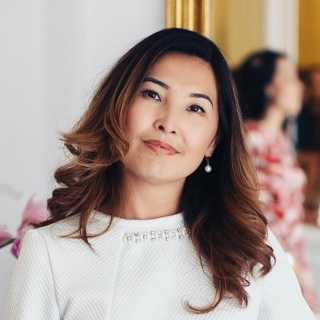 Asel Sharibayeva photo