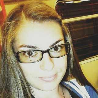 Габріела Мазютинець photo