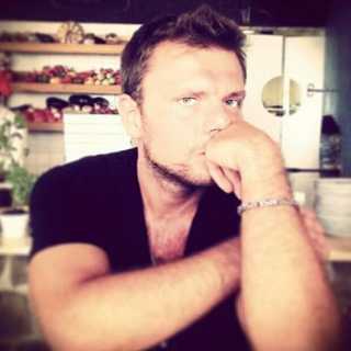 Artem Chernyshev photo