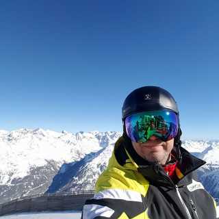 Ruslan Volovik photo