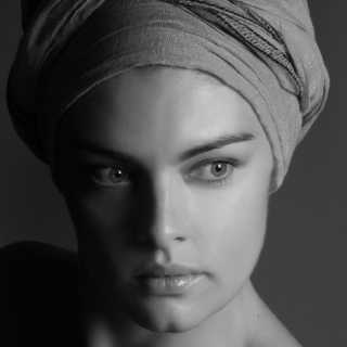 Yulia Sapozhnikova photo