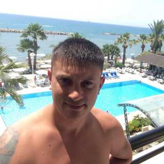 Dima Yyldashev photo