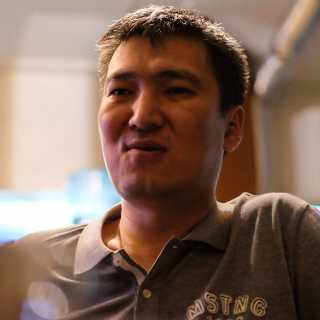 Валик Николаев photo