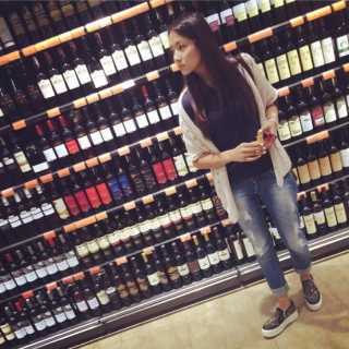 Aida Inkabekova photo