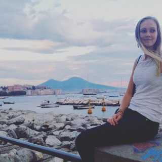 Alexandra Burkhaylo photo