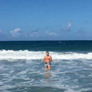 Денис Долженко photo