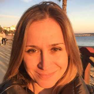 Elena Lushnikova photo