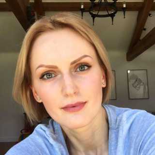 NataliaCalkam avatar