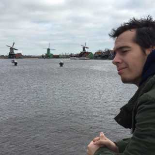 Kyryll Vakhrushev photo