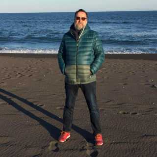 Константин Артемьев photo