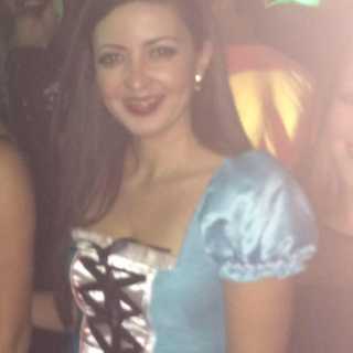 Aline Perez-de-Araujo photo