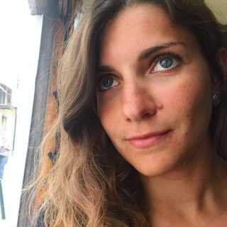 Alisa Buzilova photo