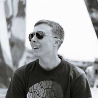 Виктор Потапичев photo