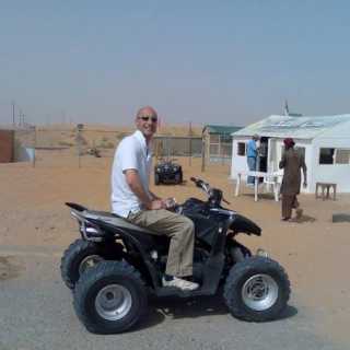 Chris Benstead photo