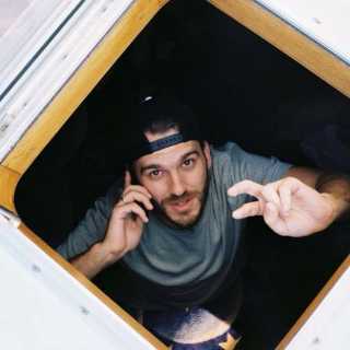 Aleksandr Plokhotnyuk photo