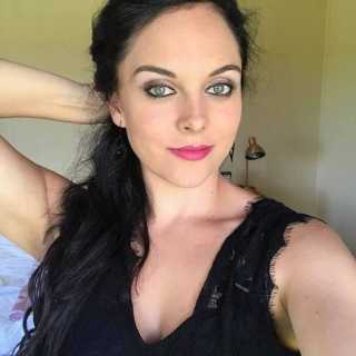 Hesti de-Jager photo