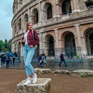 Альона Дольнік