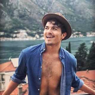 Julian McCleary photo