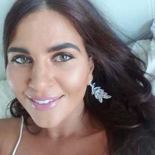 Natasha Stasia photo