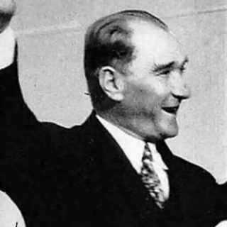 Srma-Nilhan Yeles photo