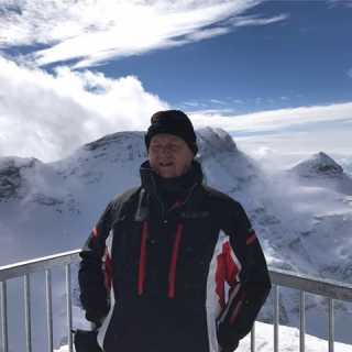 Michael Whitfield photo