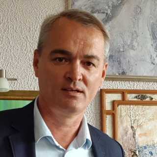 YuriyLifanov avatar