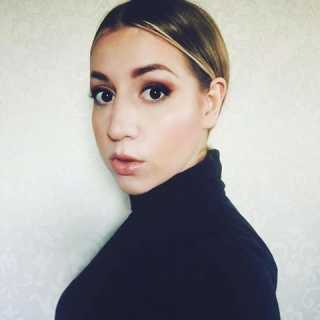 Margarita Slavinskaya photo