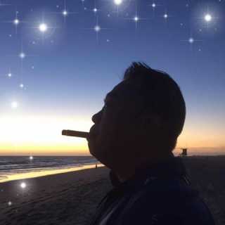 Daniel-Wei-Fen Goh photo