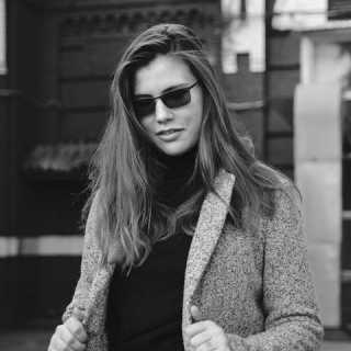 Kseniia Vitkovskaia photo